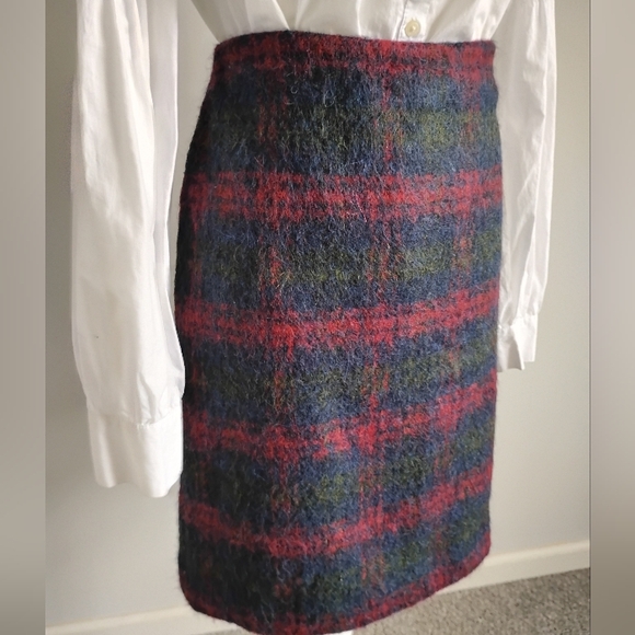 Talbots Wool Alpaca Blend Classic Pencil Skirt Tartan Navy Blue Colorful Sz 10 - Picture 4 of 14